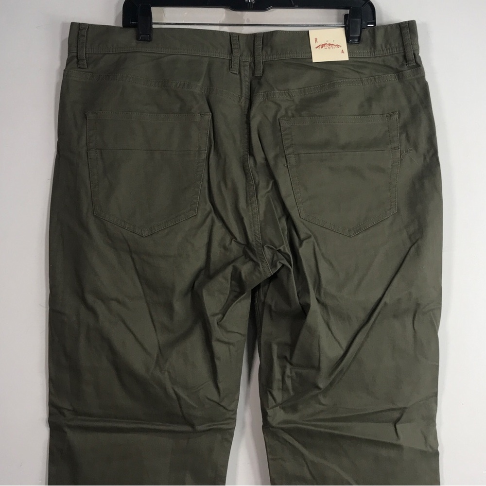 Red Ale by Alesbury Straight Fit Pant, Size 36 x 30 - Green Men's - Picture 6 of 9